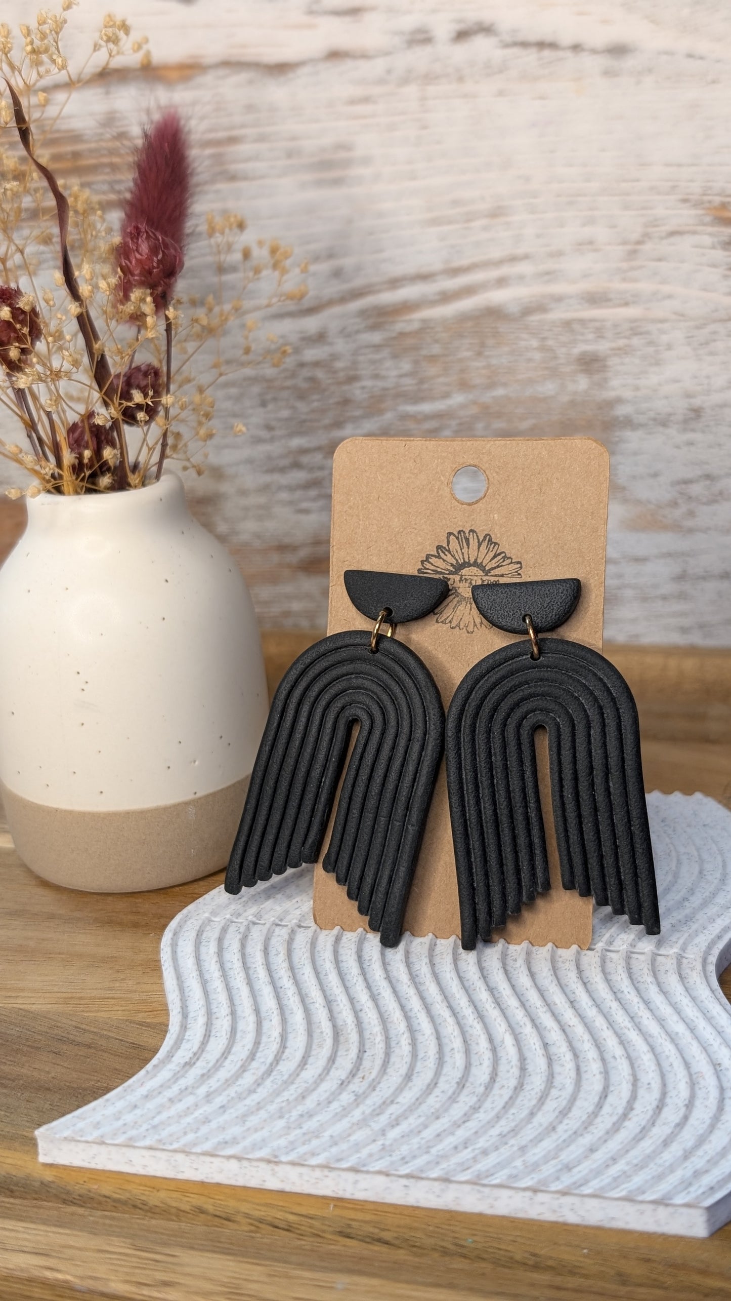 Arch Dangles