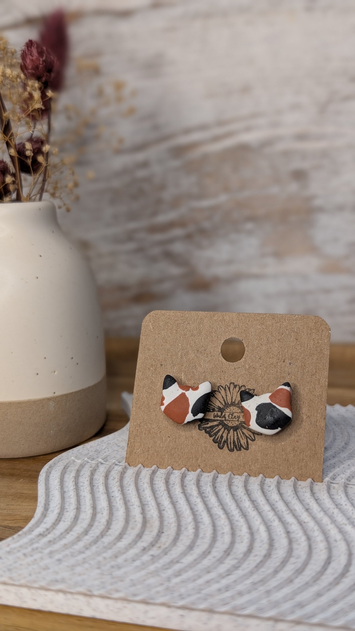 Cat Studs