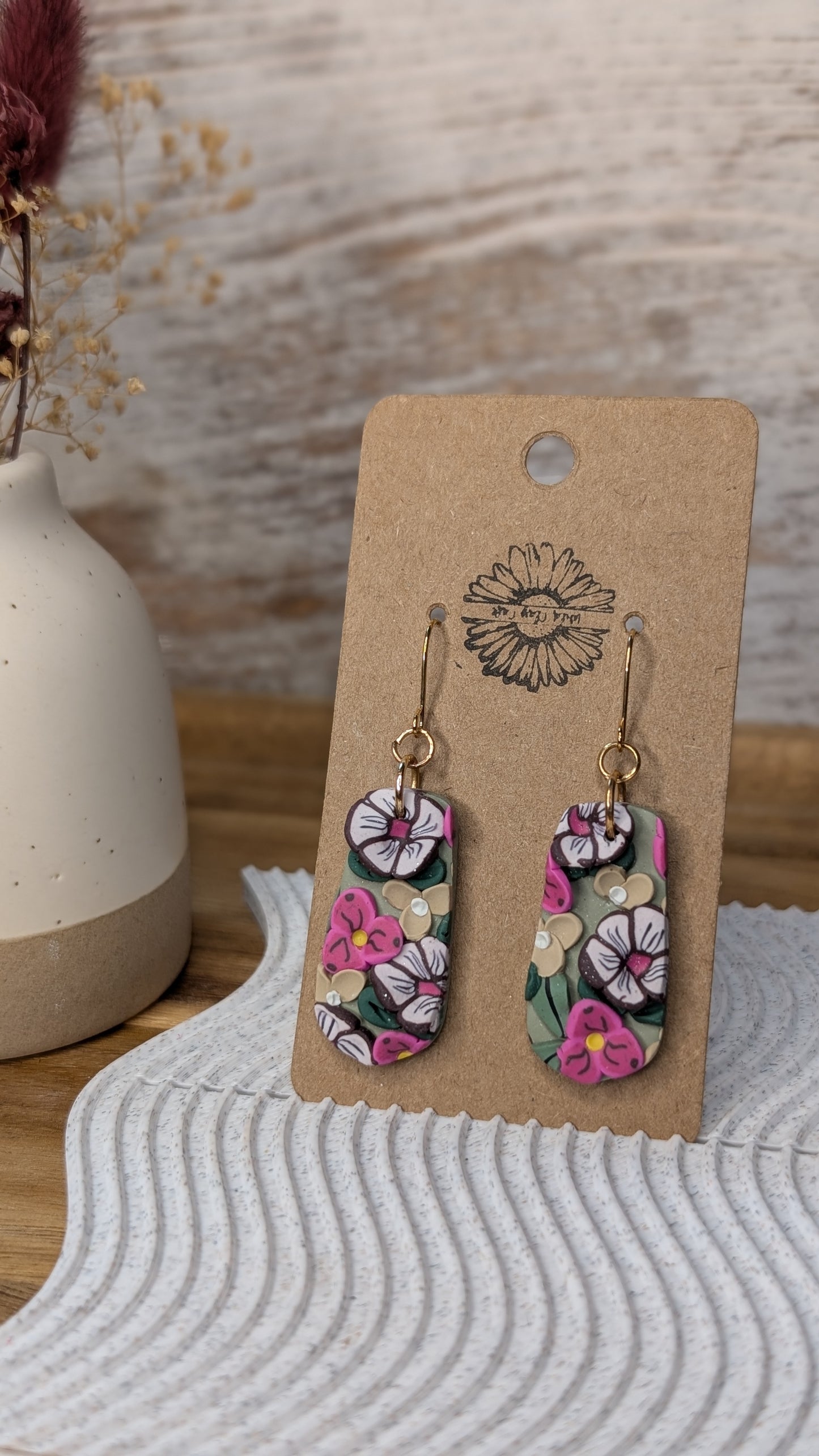 Pointed Teardrops