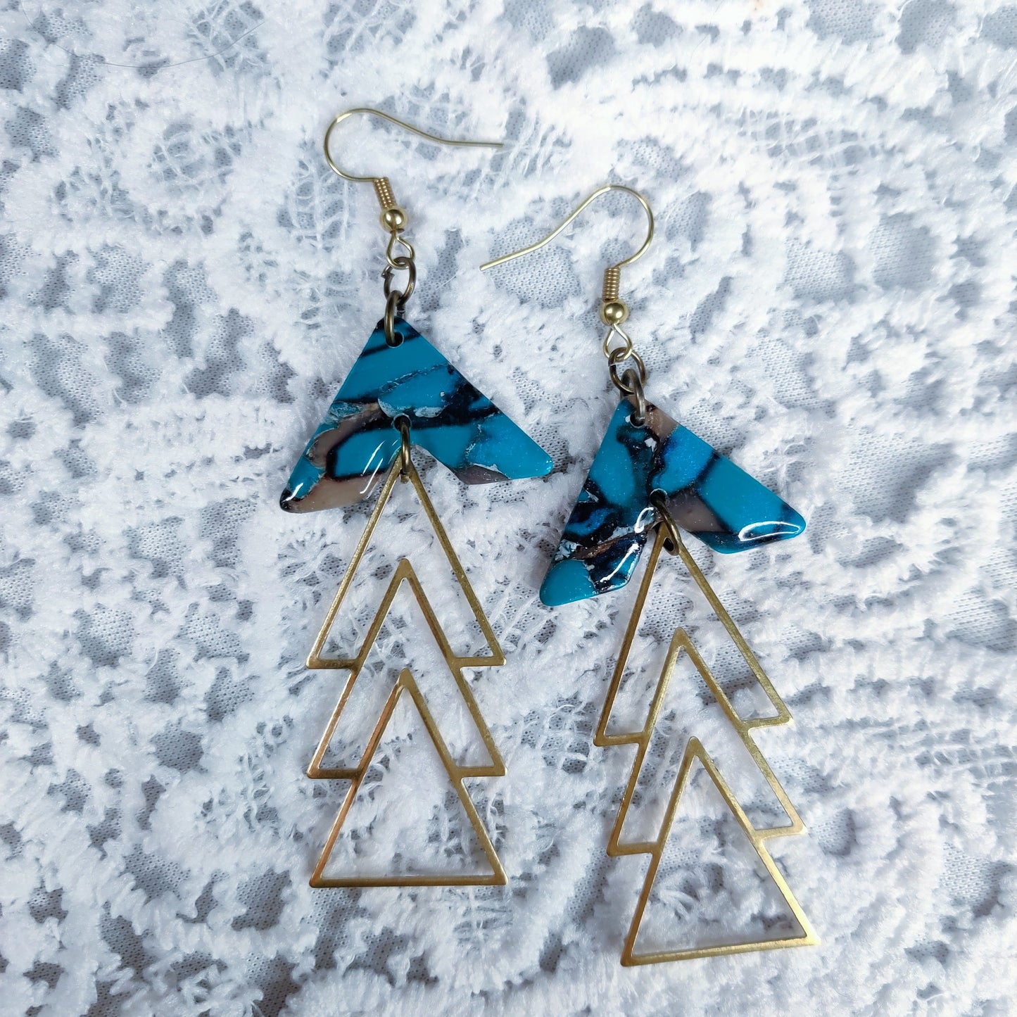 Marbled Cheveron Triangle Dangle