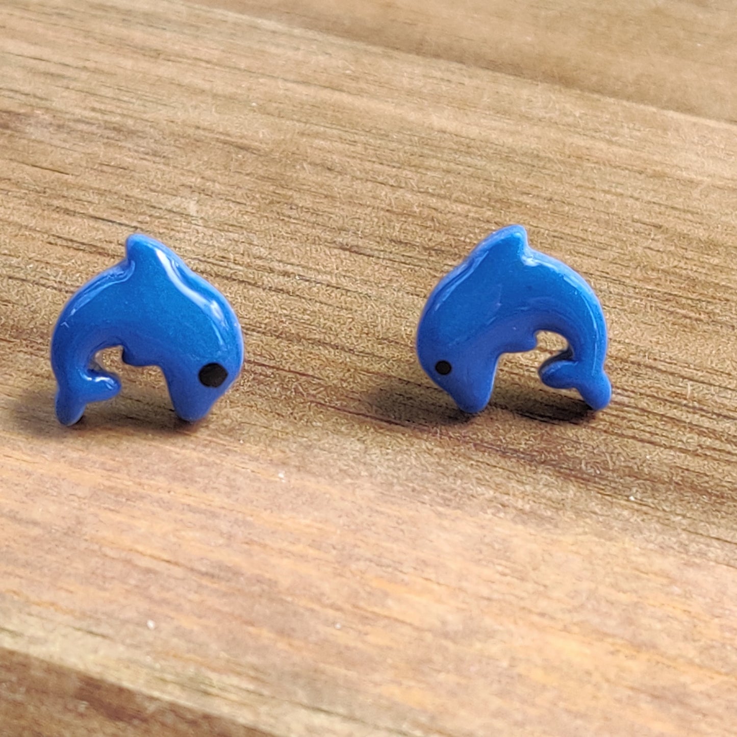 Dolphin Studs