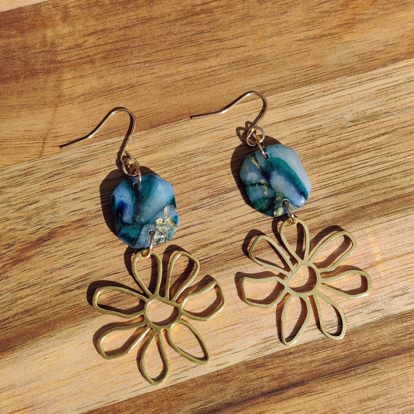 Marbled Flower Dangles