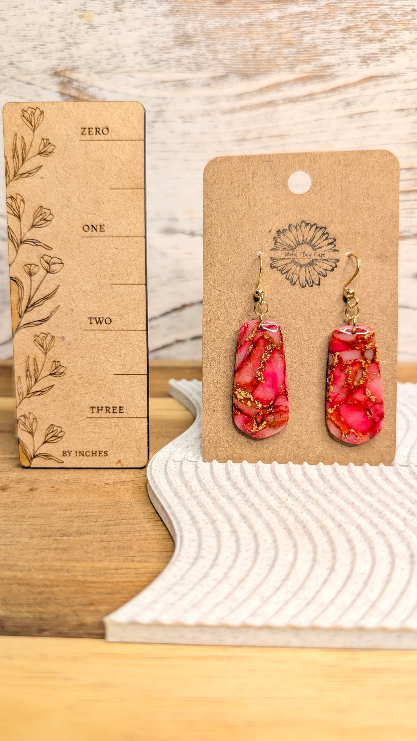 Marbled Pointed Teardrops