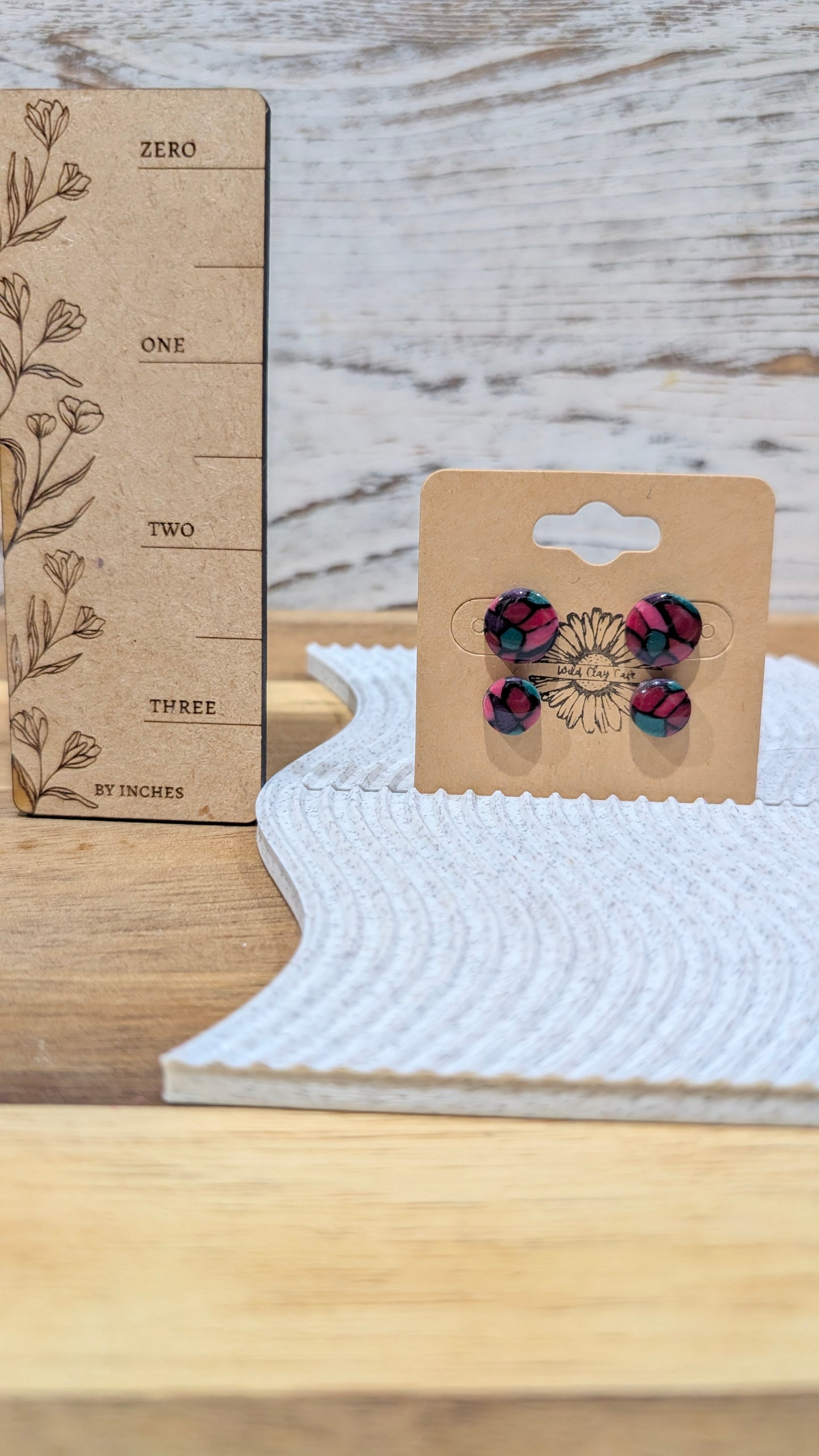 Red Stained Glass 2 pk Studs