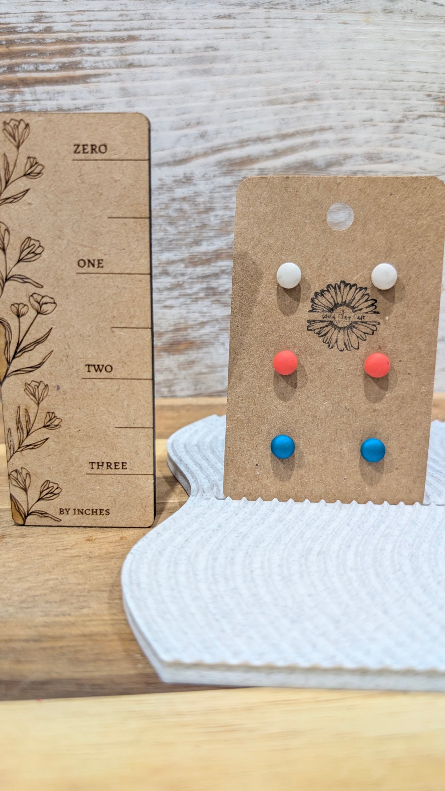 Dot Stud 3 pk