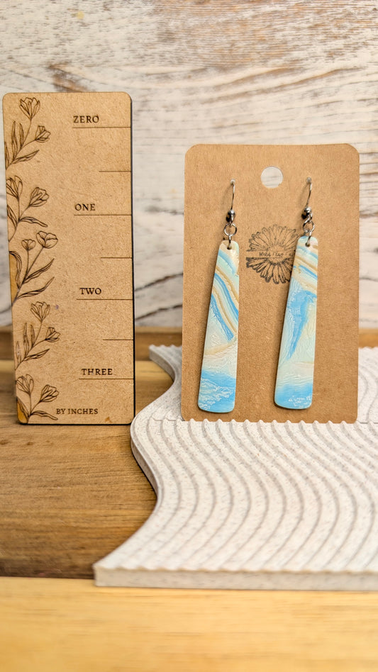 Beachy Elegant Pillars